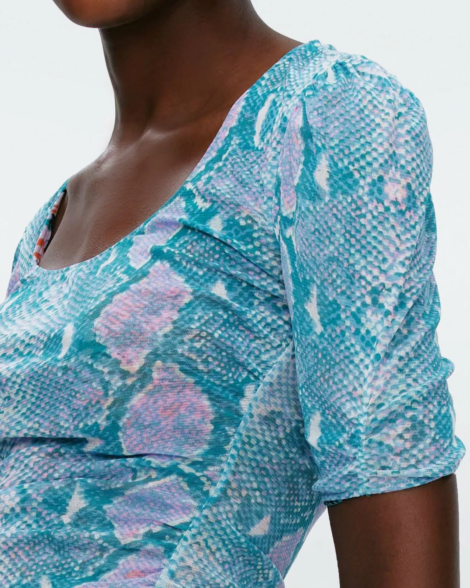 Ali Reversible Mesh Top