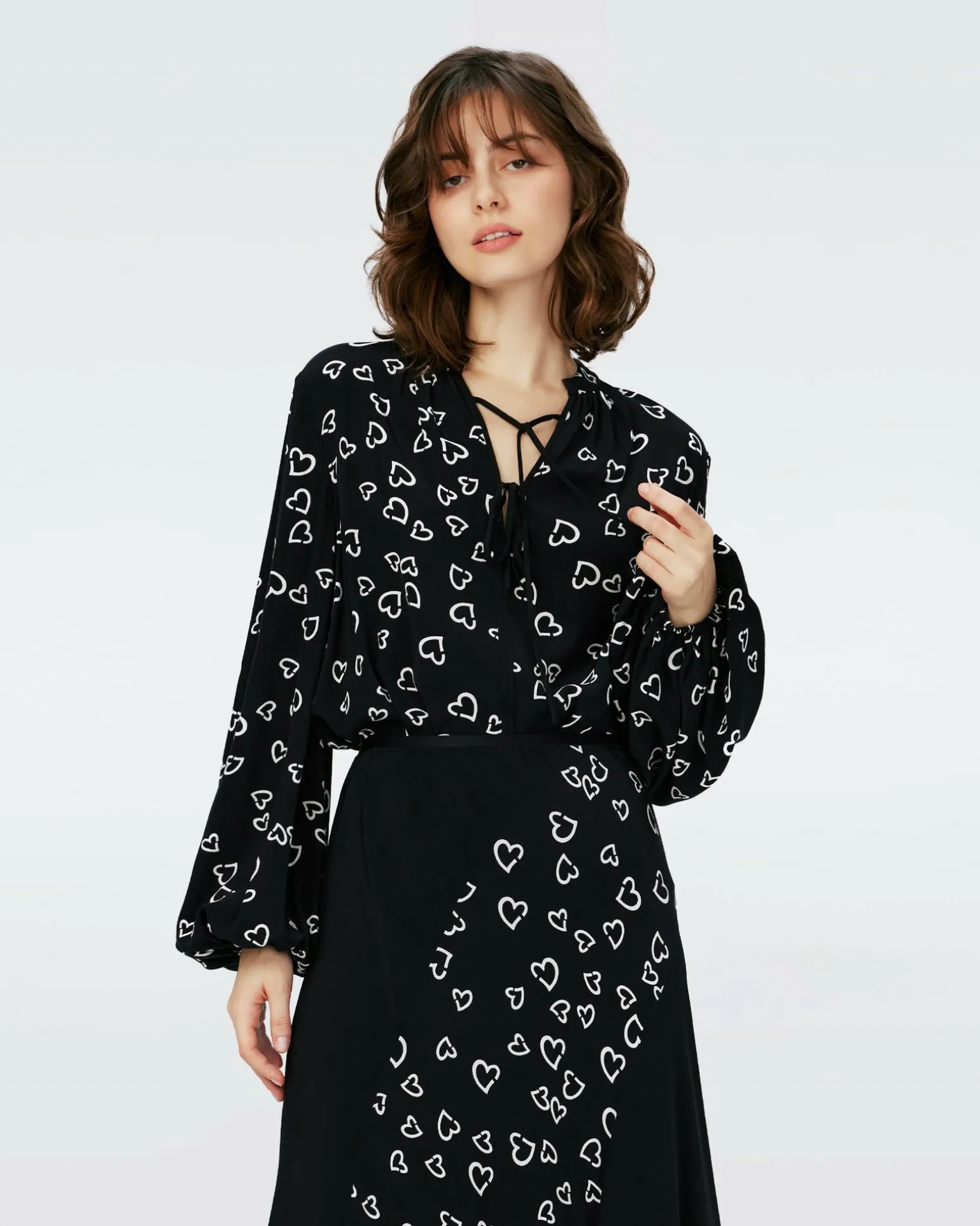 Dvf Ginny Two Blouse In Small Hearts/Blk